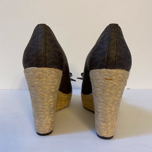 Michael Kors logo peep toe wedge - Picture 8 of 11